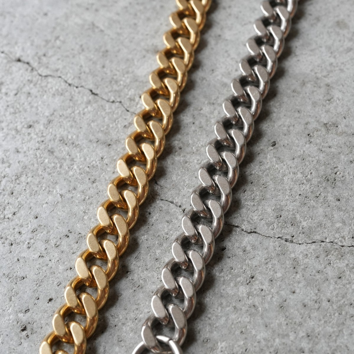WALLET BRASS CURB CHAIN ウォレットブラスチェーン