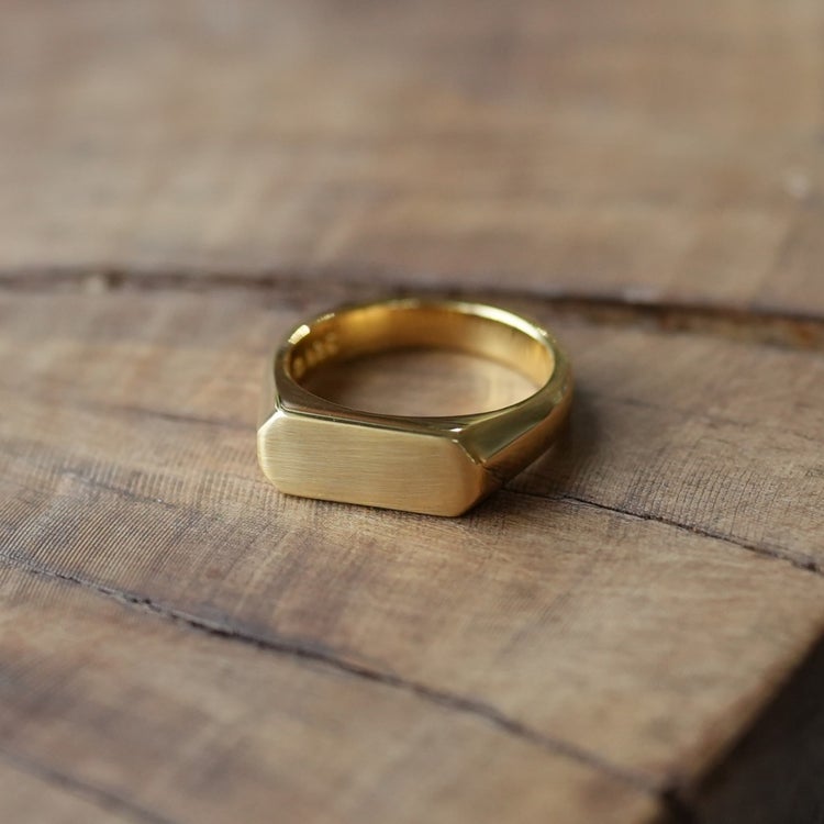 Signet Ring with Hair Line -Thick- シグネット リング ウィズ ヘア ライン -シック-
