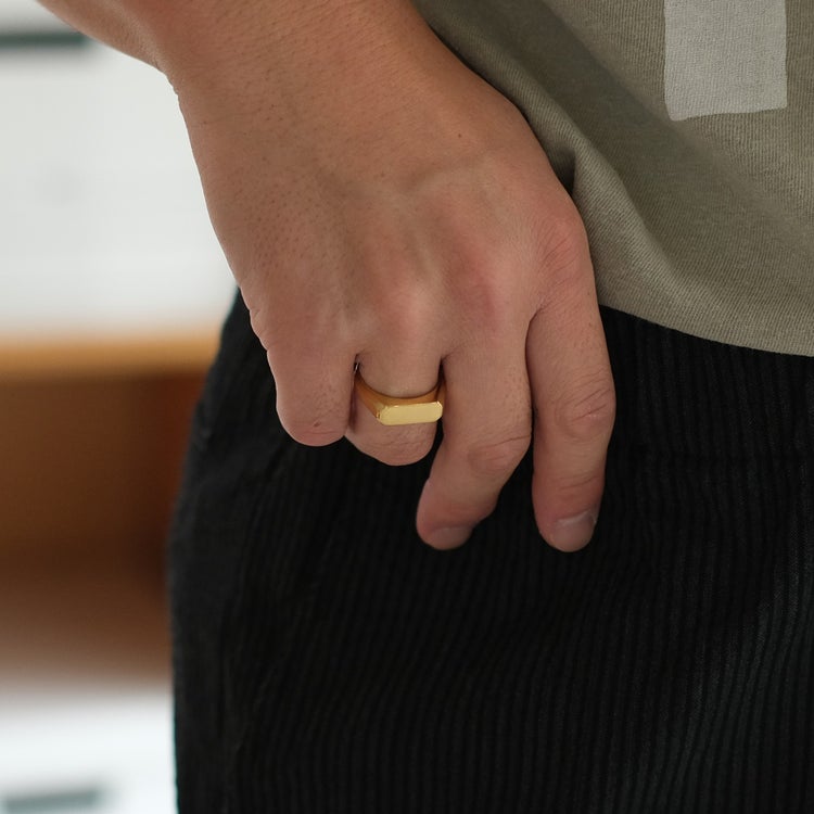 Signet Ring with Hair Line -Thick- シグネット リング ウィズ ヘア ライン -シック-