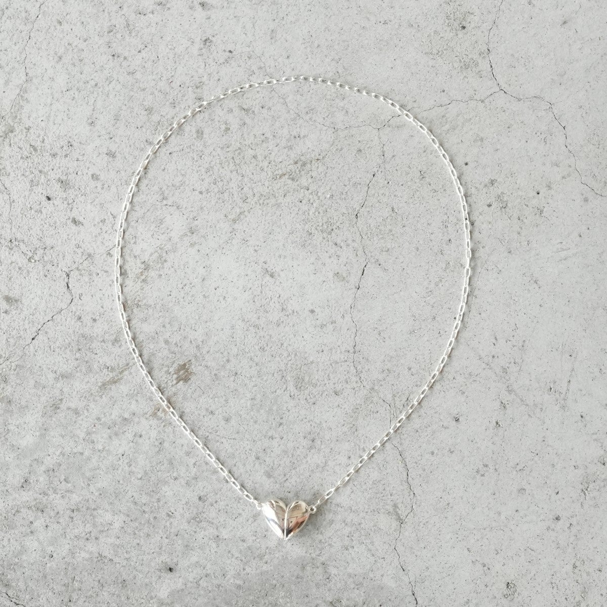 Magnets Heart Necklace マグネットハートネックレス
