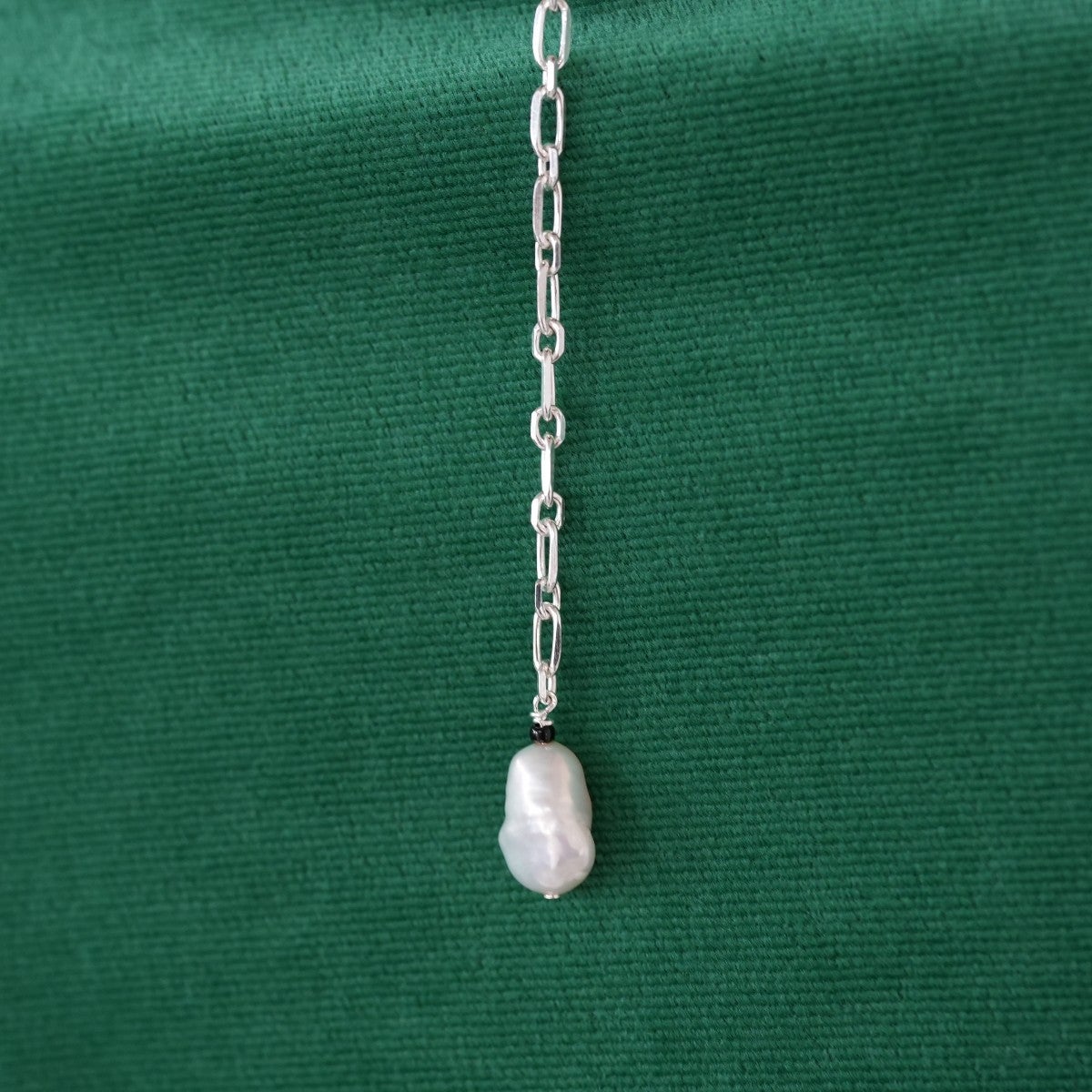 Shadow Pearl Necklace シャドウパールネックレス