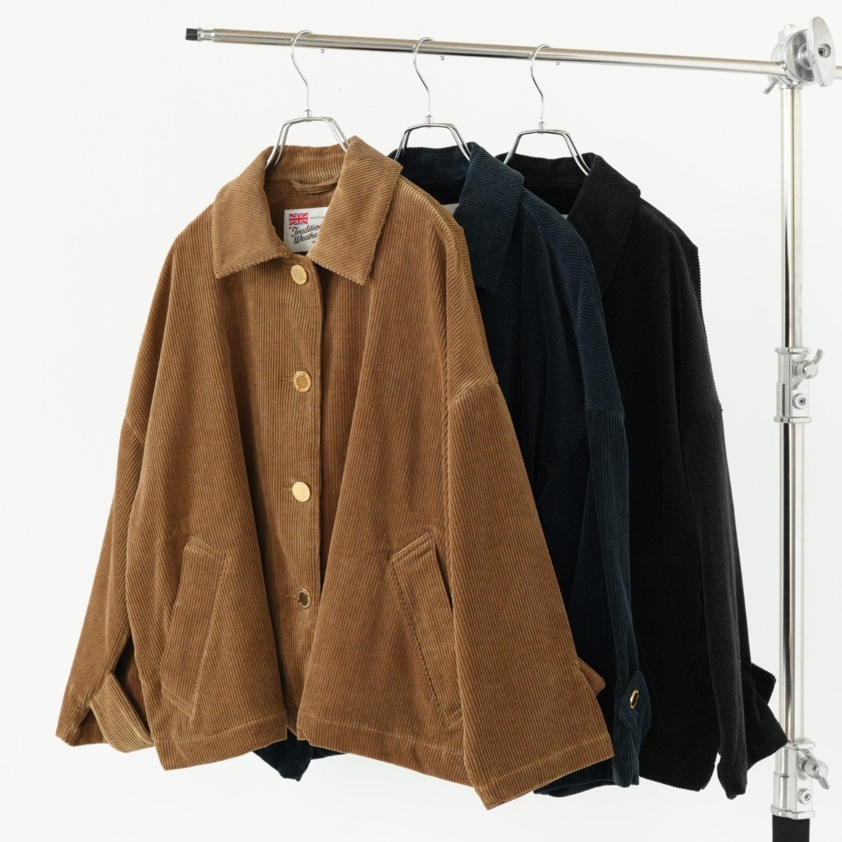 MALTON BUTTON THROUGH SHORT マールトン ボタン スルー ショート