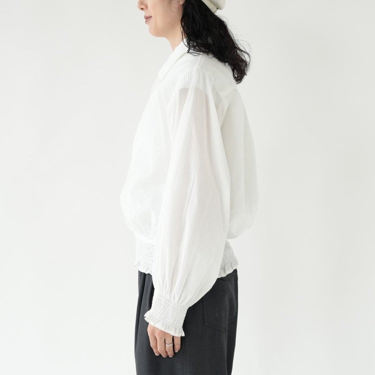 slow off blouse スロウオフブラウス