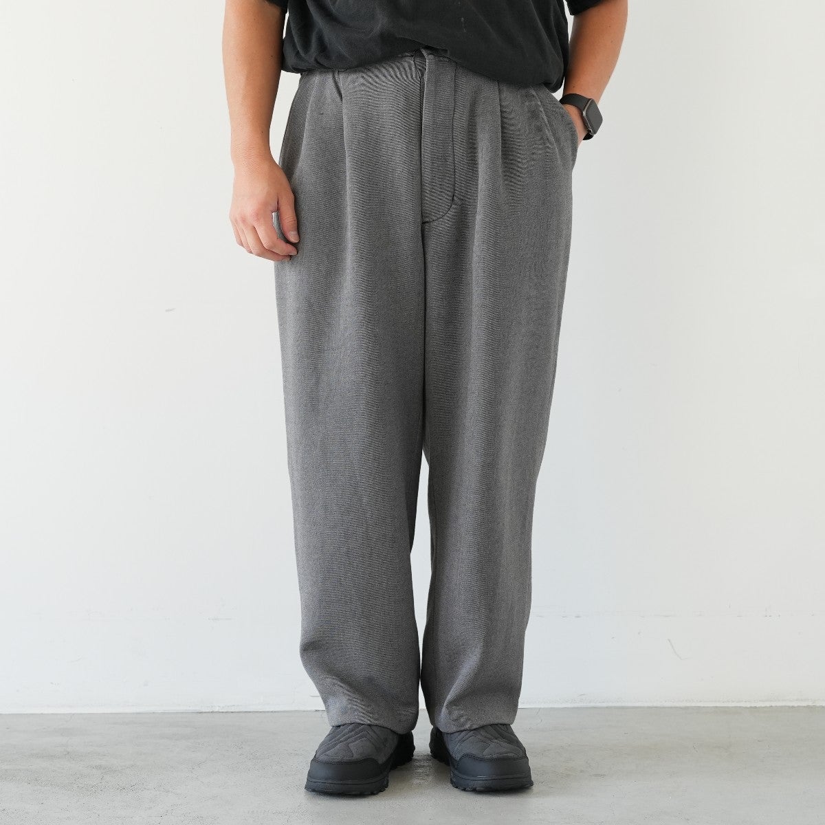 wide tapered slacks ワイドテーパードスラックス