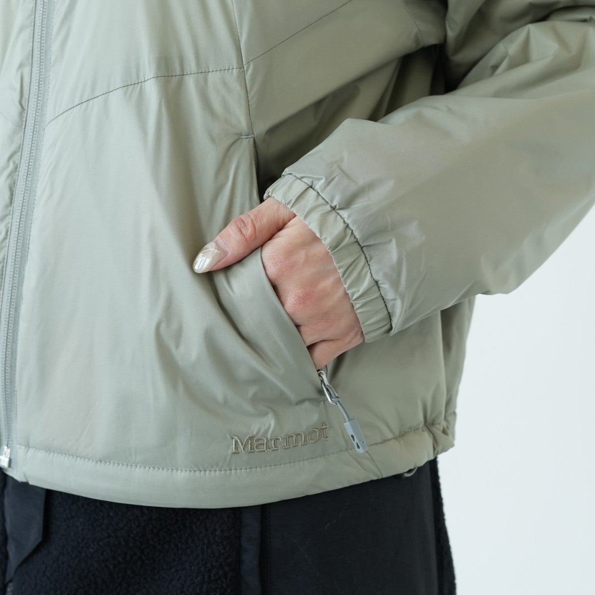 W's Light Trace Padding Short Jacket ウィメンズ ライトトレースパディング ショートジャケット