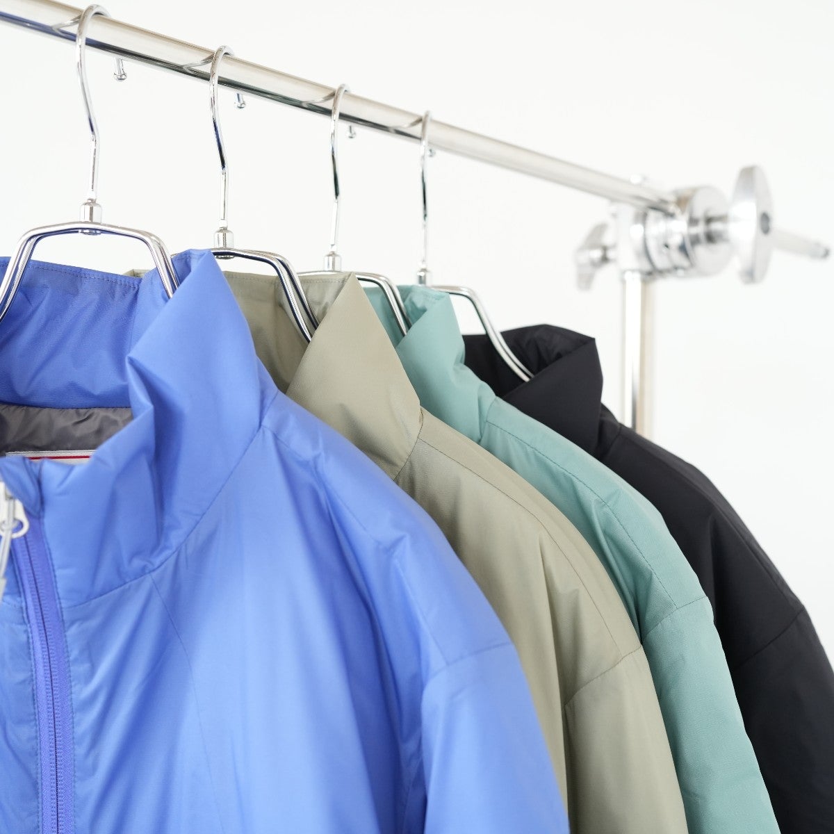 W's Light Trace Padding Short Jacket ウィメンズ ライトトレースパディング ショートジャケット
