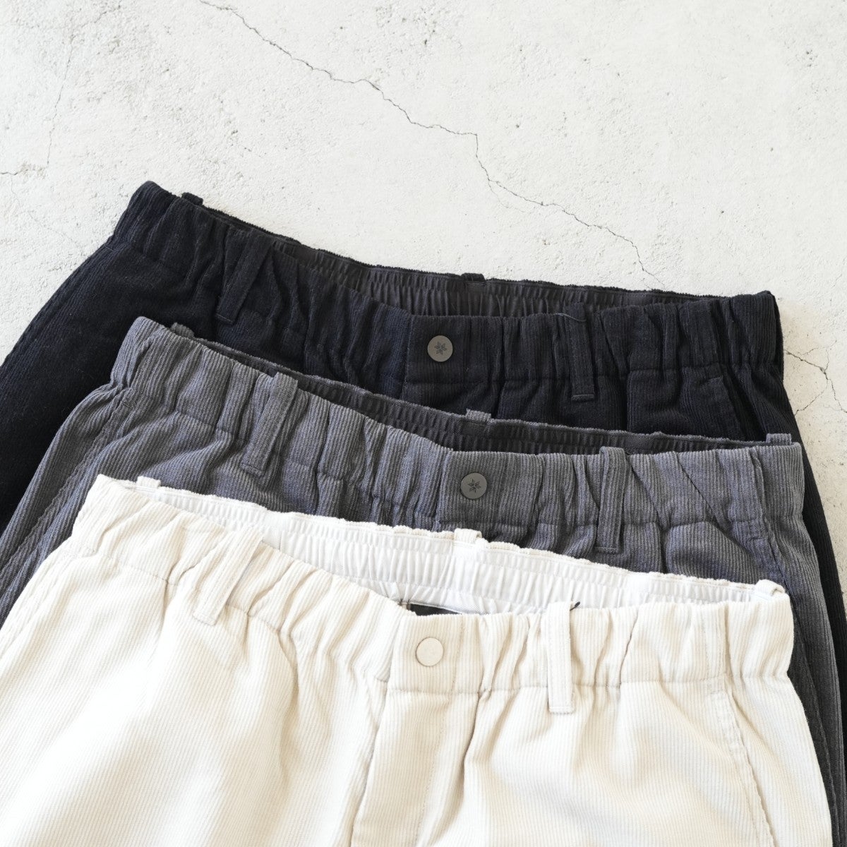 Corduroy Straight Pants コーデュロイストレートパンツ