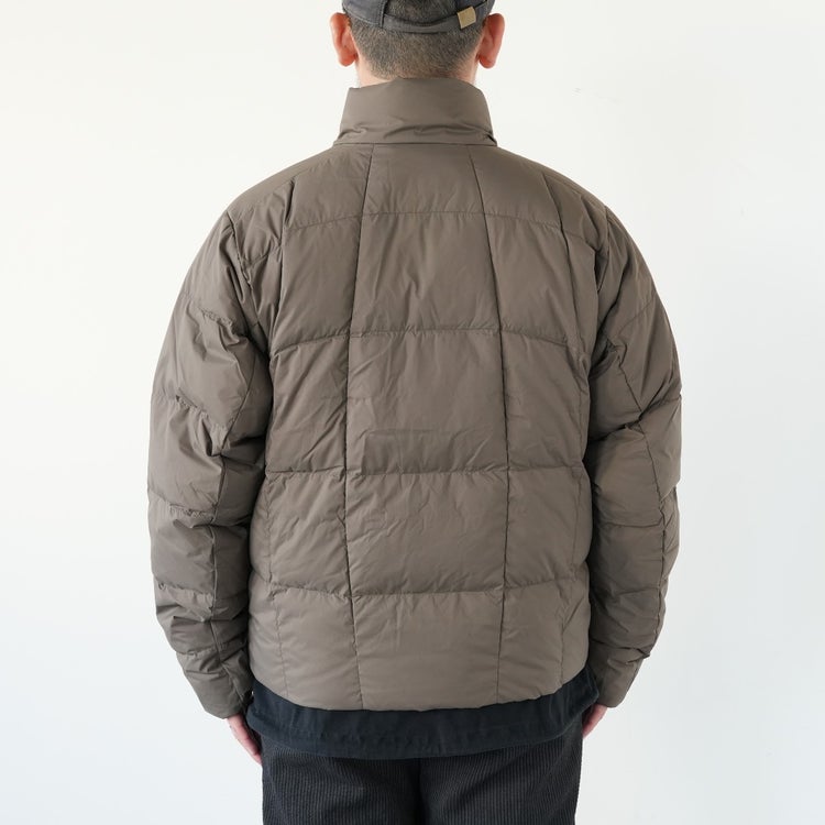 Gridded Down Jacket グリデッドダウンジャケット