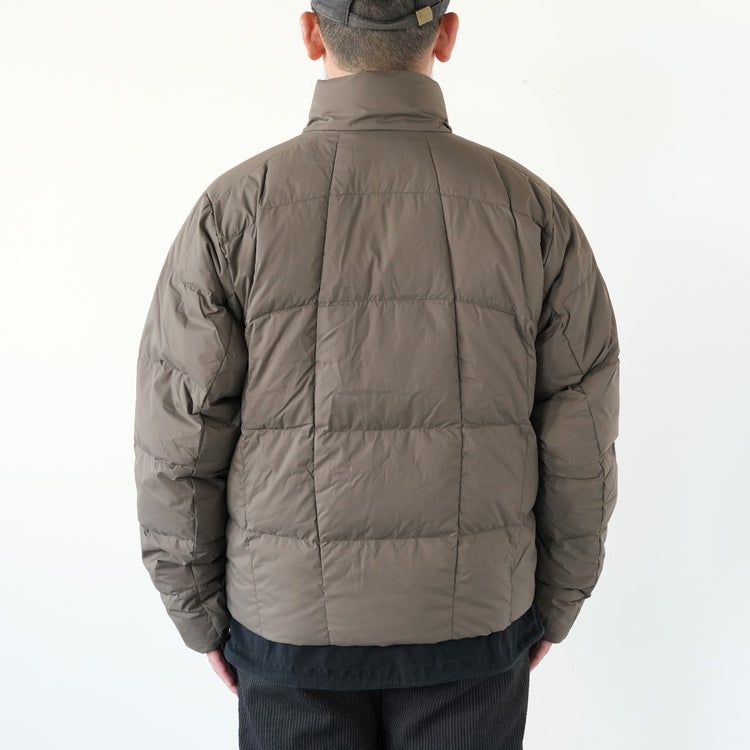 Gridded Down Jacket グリデッドダウンジャケット