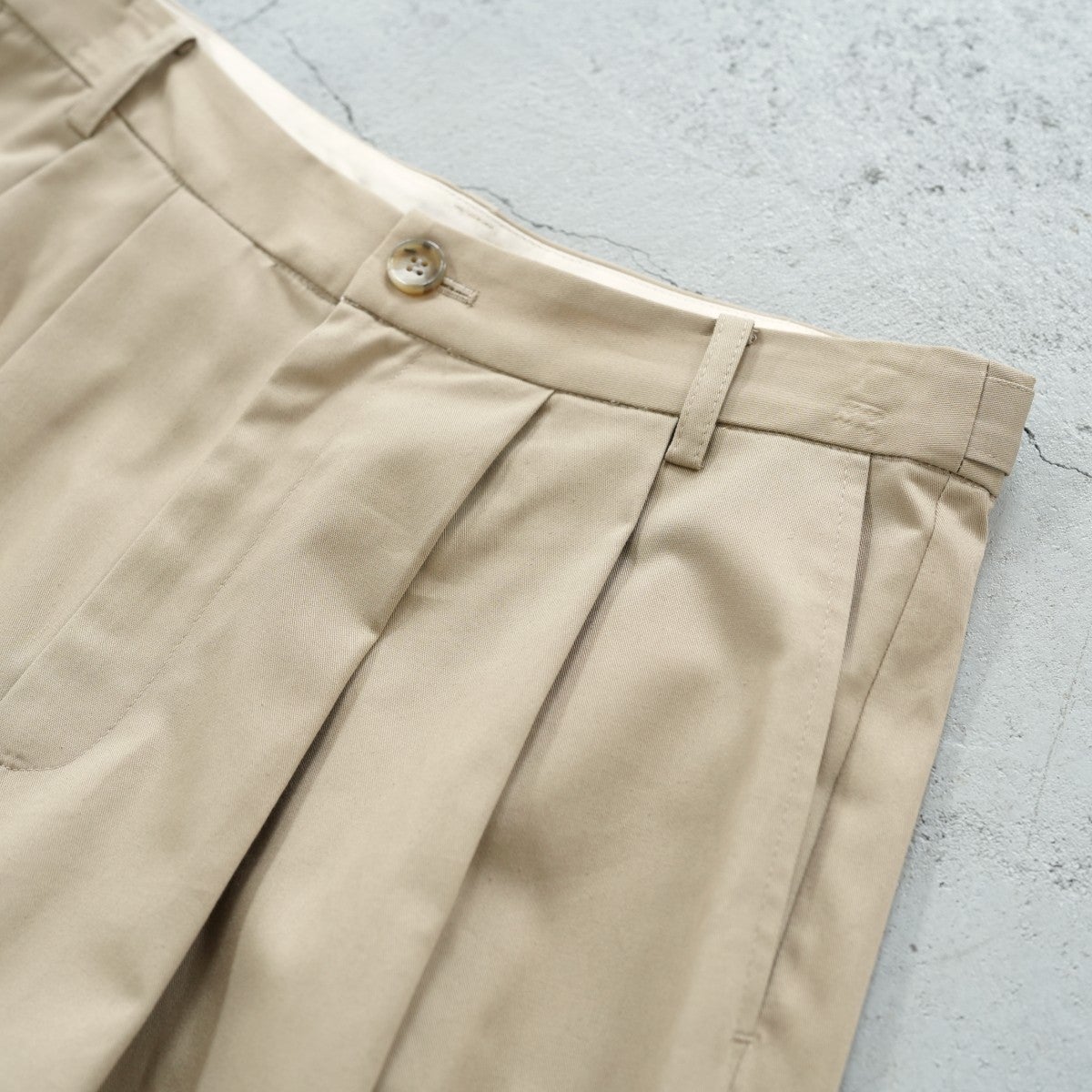 tucked wide chino pants タックワイドチノパンツ