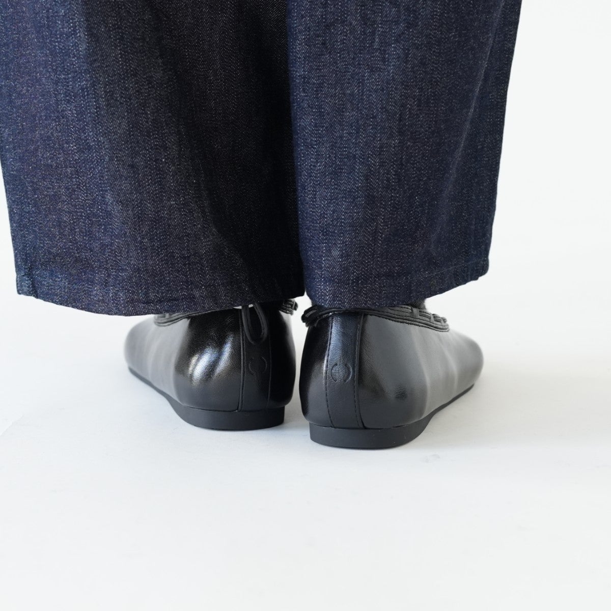 Leather String Flat レザーストリングフラット