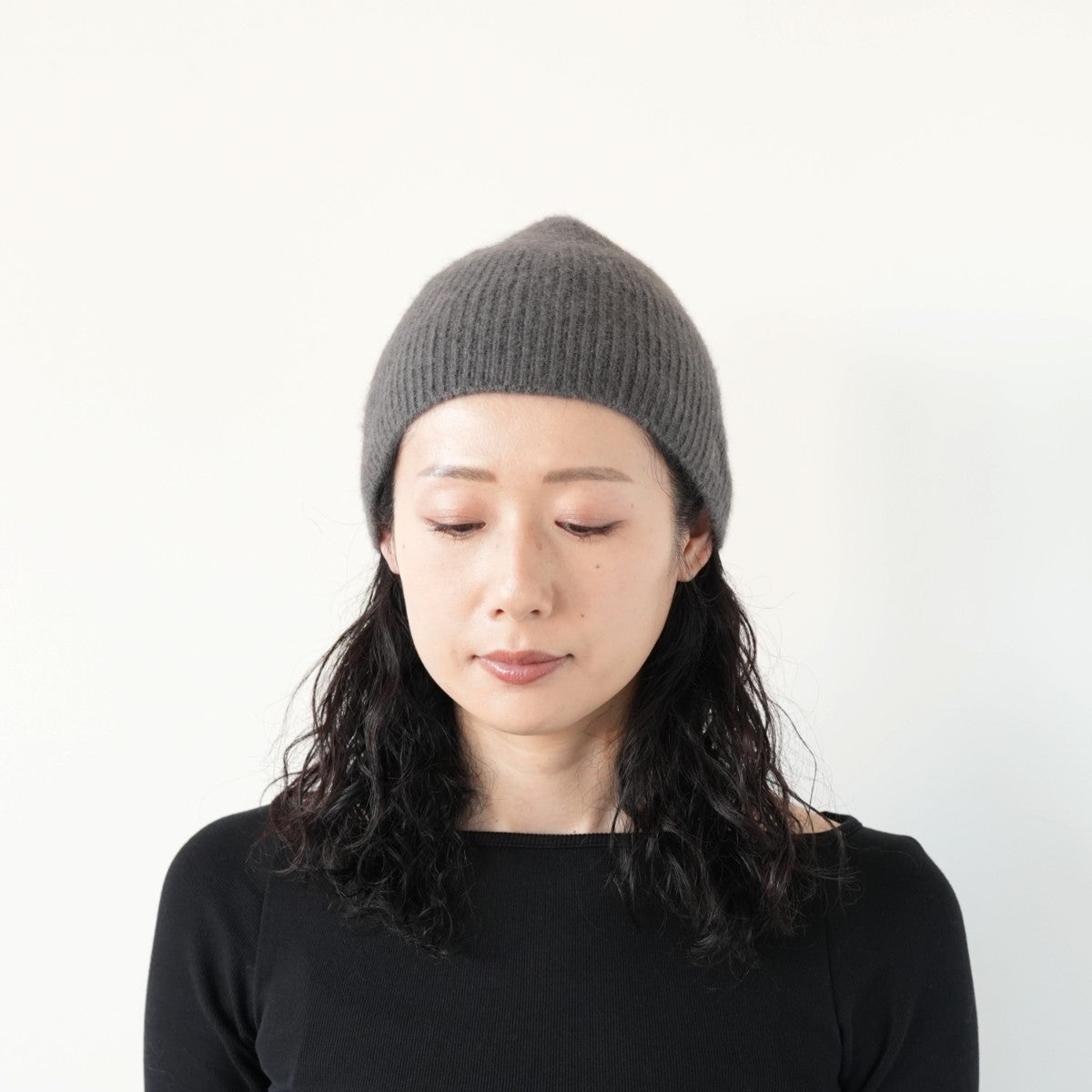 Fluffy Mohair-Style Wool Beanie モヘア調ソフトファーウールニットビーニー