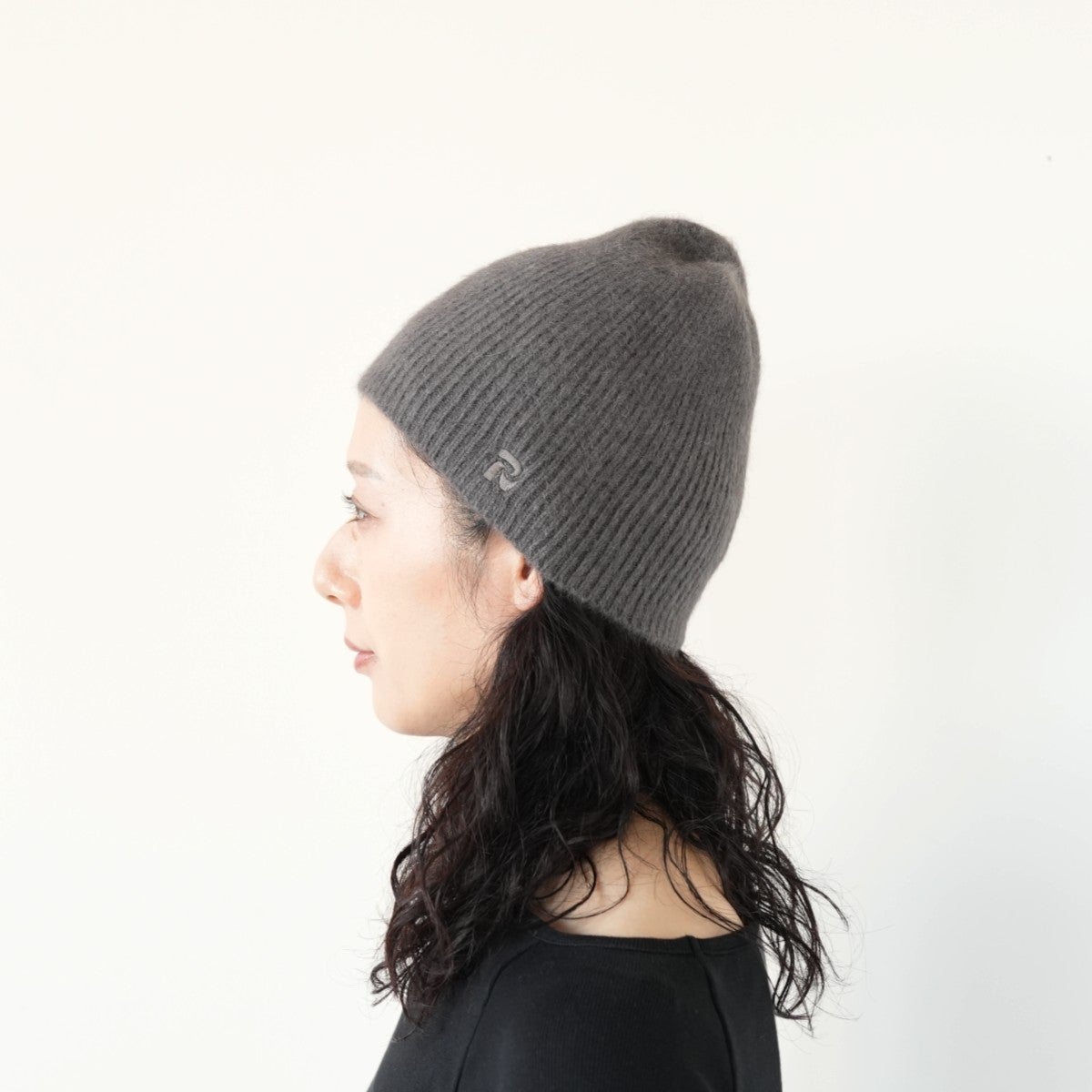 Fluffy Mohair-Style Wool Beanie モヘア調ソフトファーウールニットビーニー