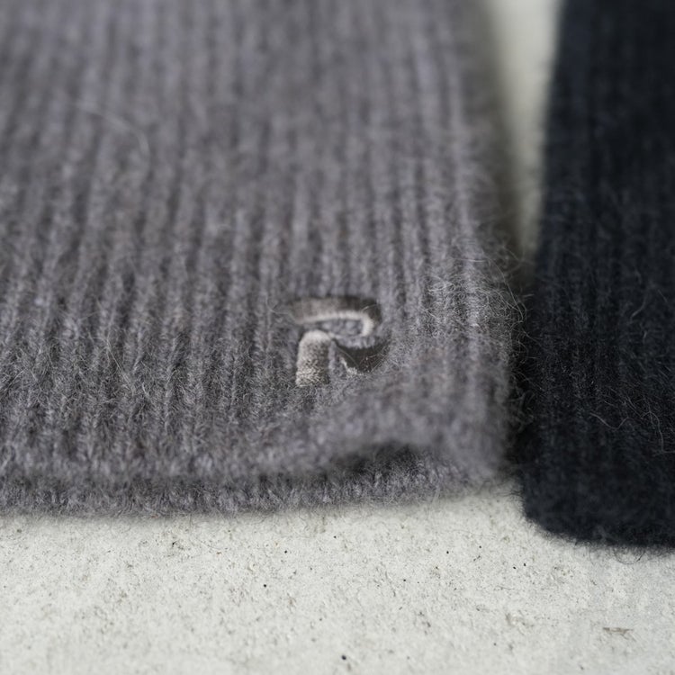 Fluffy Mohair-Style Wool Beanie モヘア調ソフトファーウールニットビーニー