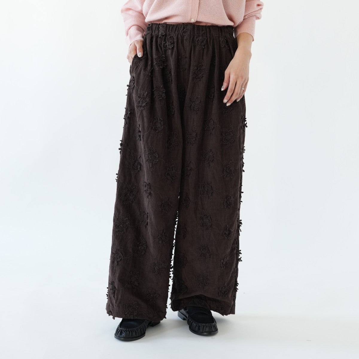 3D embroidery corduroy pants 3Dエンブロイダリーコーデュロイパンツ