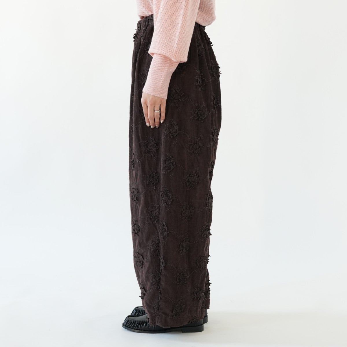 3D embroidery corduroy pants 3Dエンブロイダリーコーデュロイパンツ