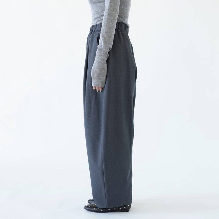 curve leg easy slacks カーブレッグイージースラックス