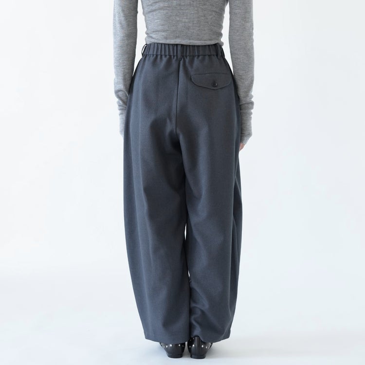 curve leg easy slacks カーブレッグイージースラックス