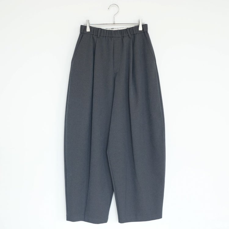 curve leg easy slacks カーブレッグイージースラックス