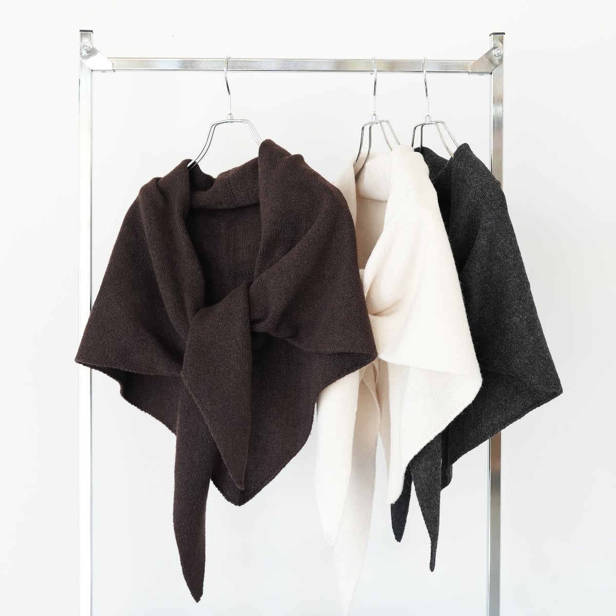 Knit Triangle Scarf ニットトライアングルスカーフ