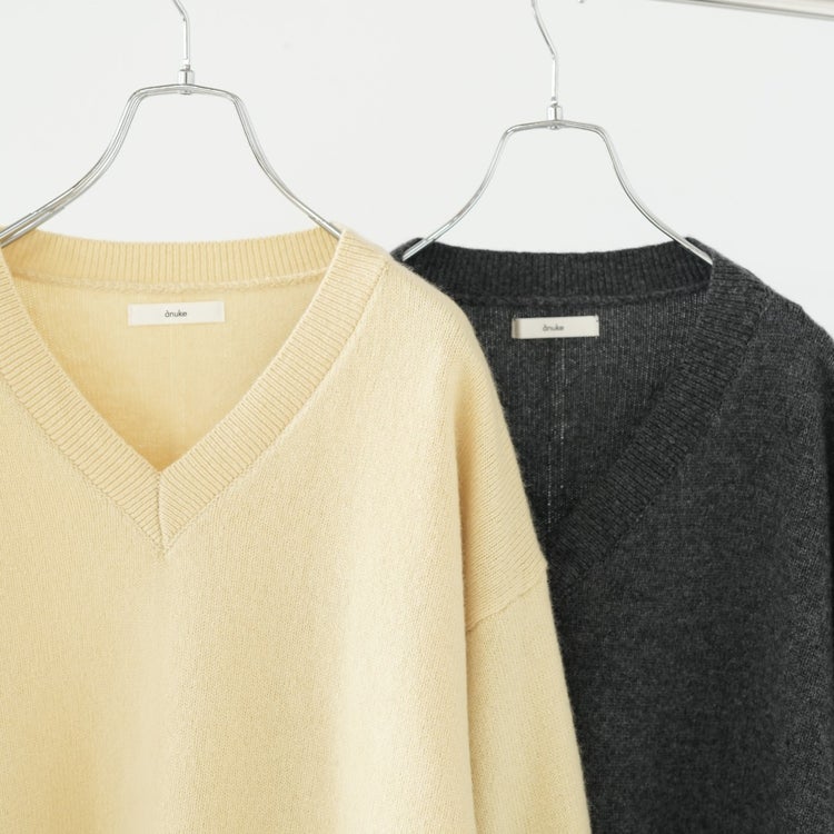 Wool Vneck Knit ウールVネックニット