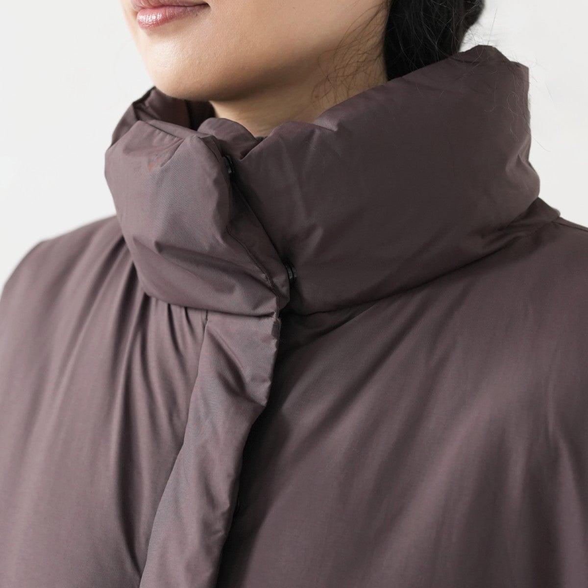 STAND COLLAR DOWN JACKET W スタンドカラー ダウンジャケット (ウィメンズ)