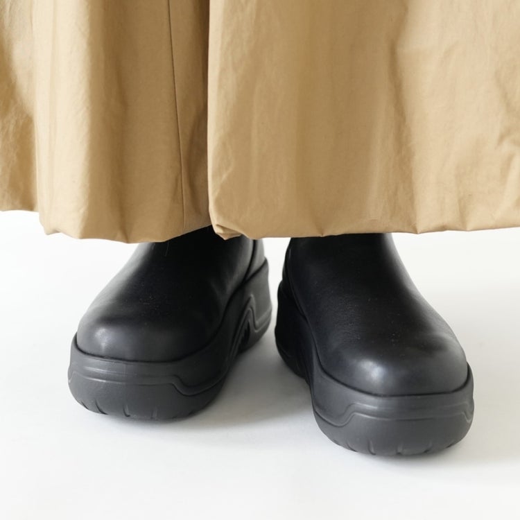 CHELSEA BOOTIE EVOL CHUNKY 厚底サイドゴアブーツ