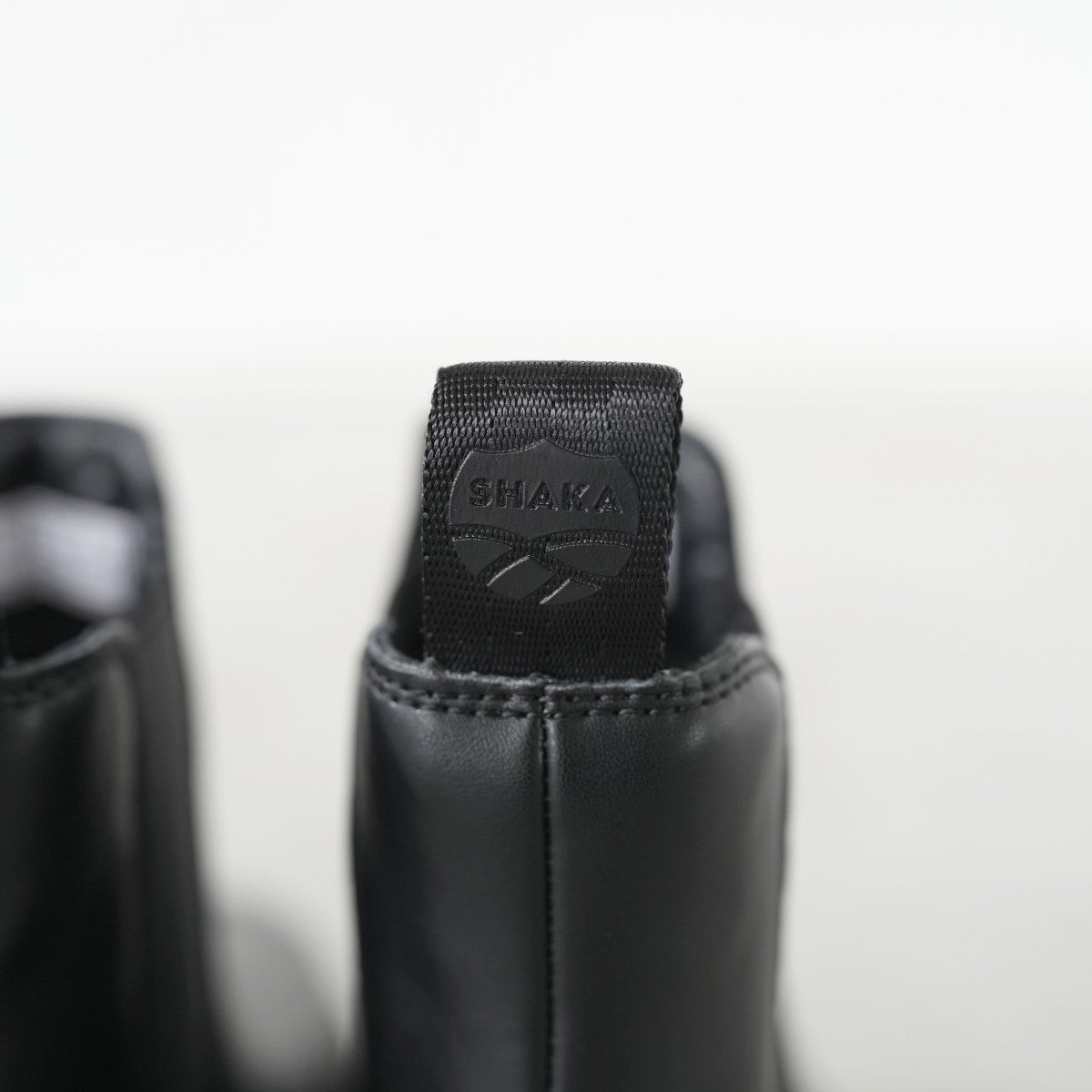 CHELSEA BOOTIE EVOL CHUNKY 厚底サイドゴアブーツ