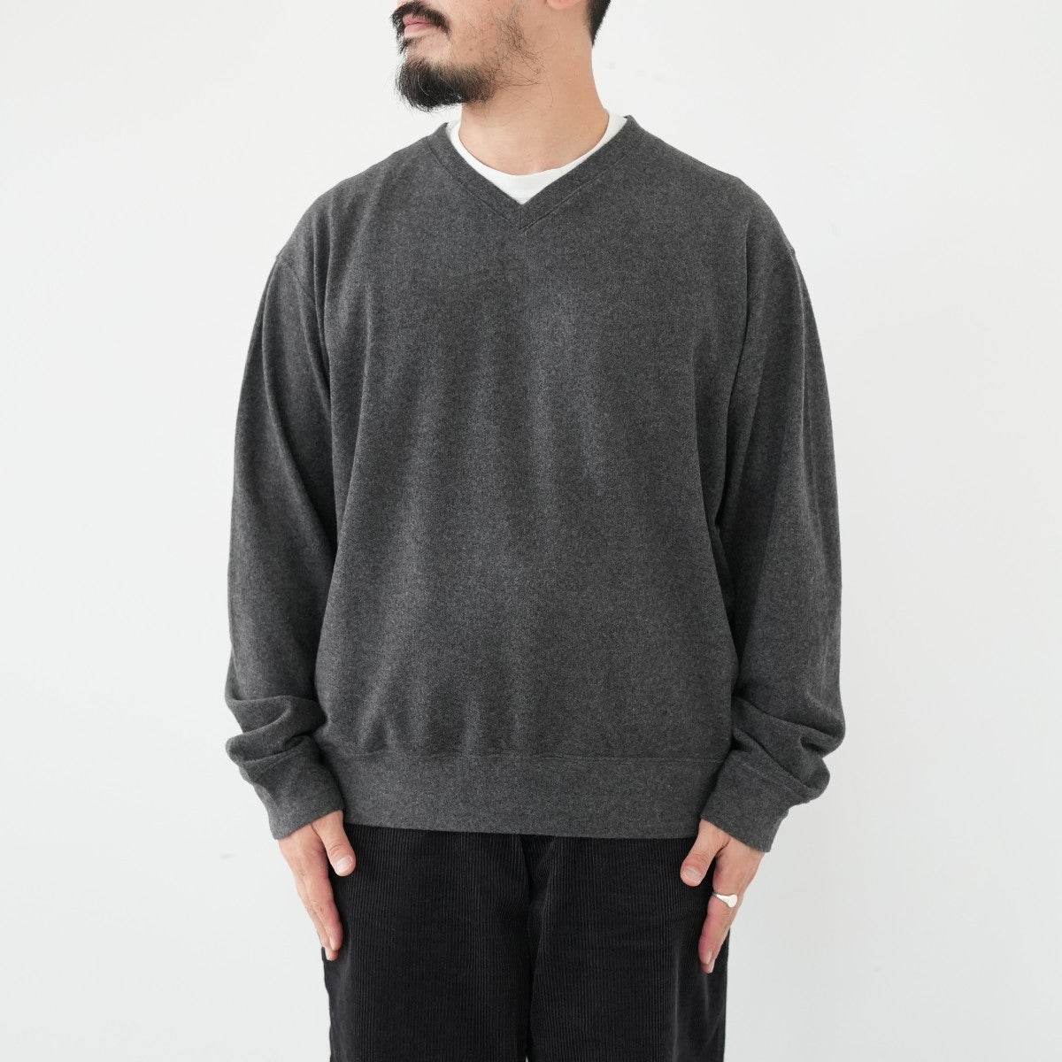 V-NECK L/S TEE VネックロングスリーブT