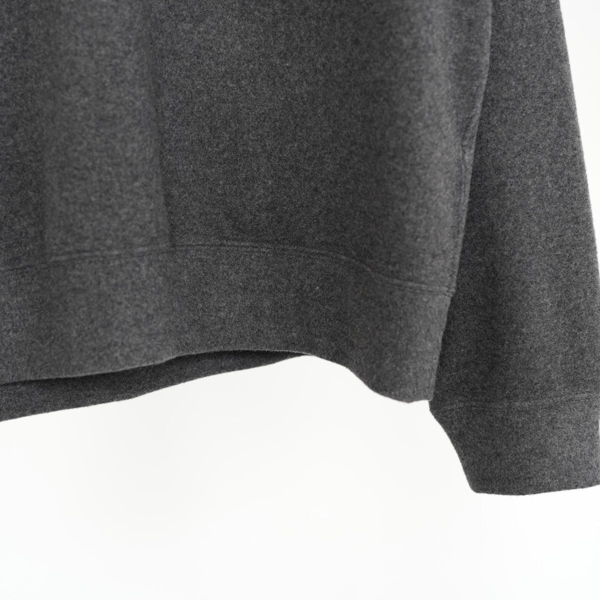 V-NECK L/S TEE VネックロングスリーブT