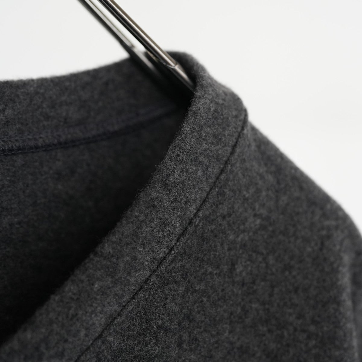 V-NECK L/S TEE VネックロングスリーブT