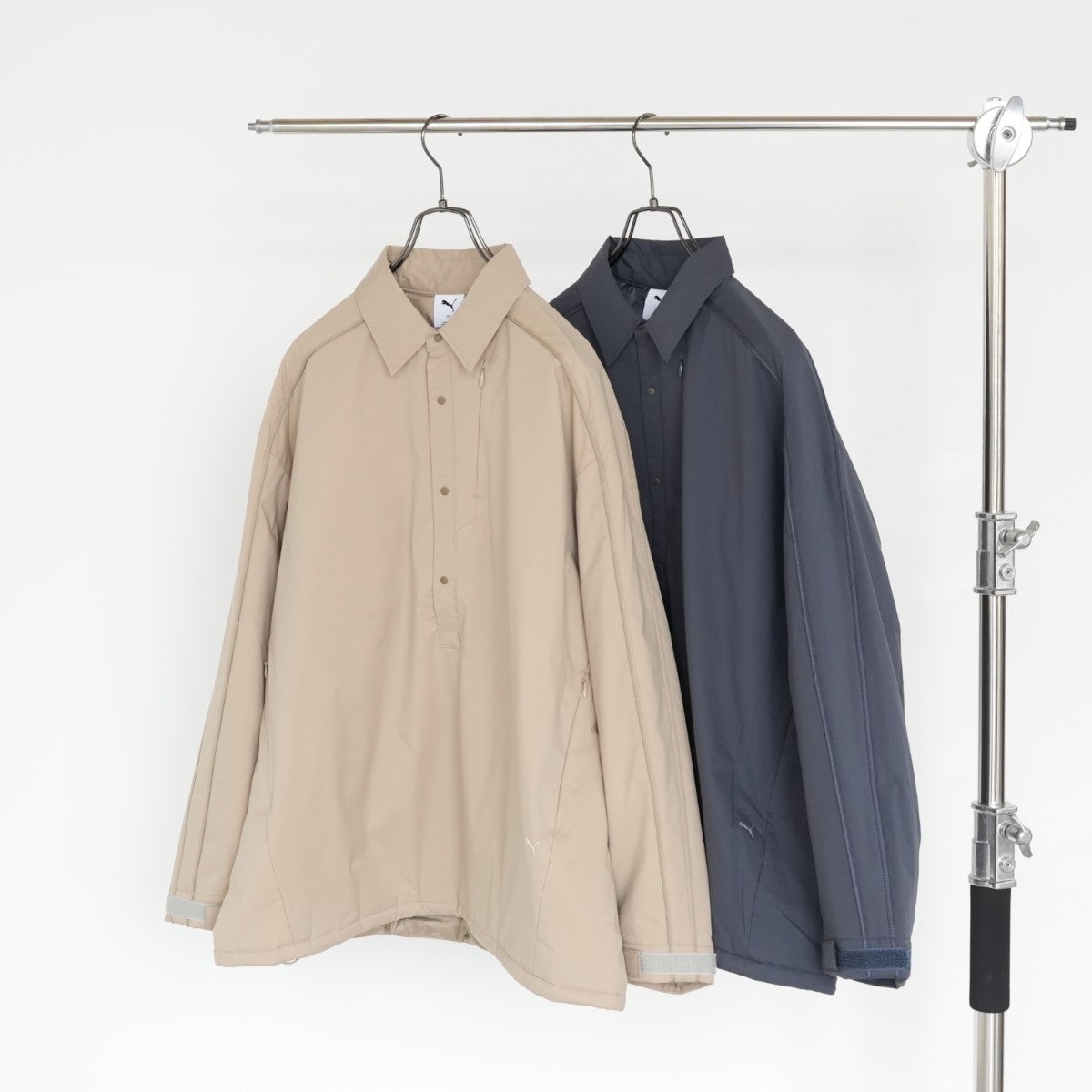 MATT TAFFETA THIN PADDED PO マット タフタ ライト パデッド プルオーバー