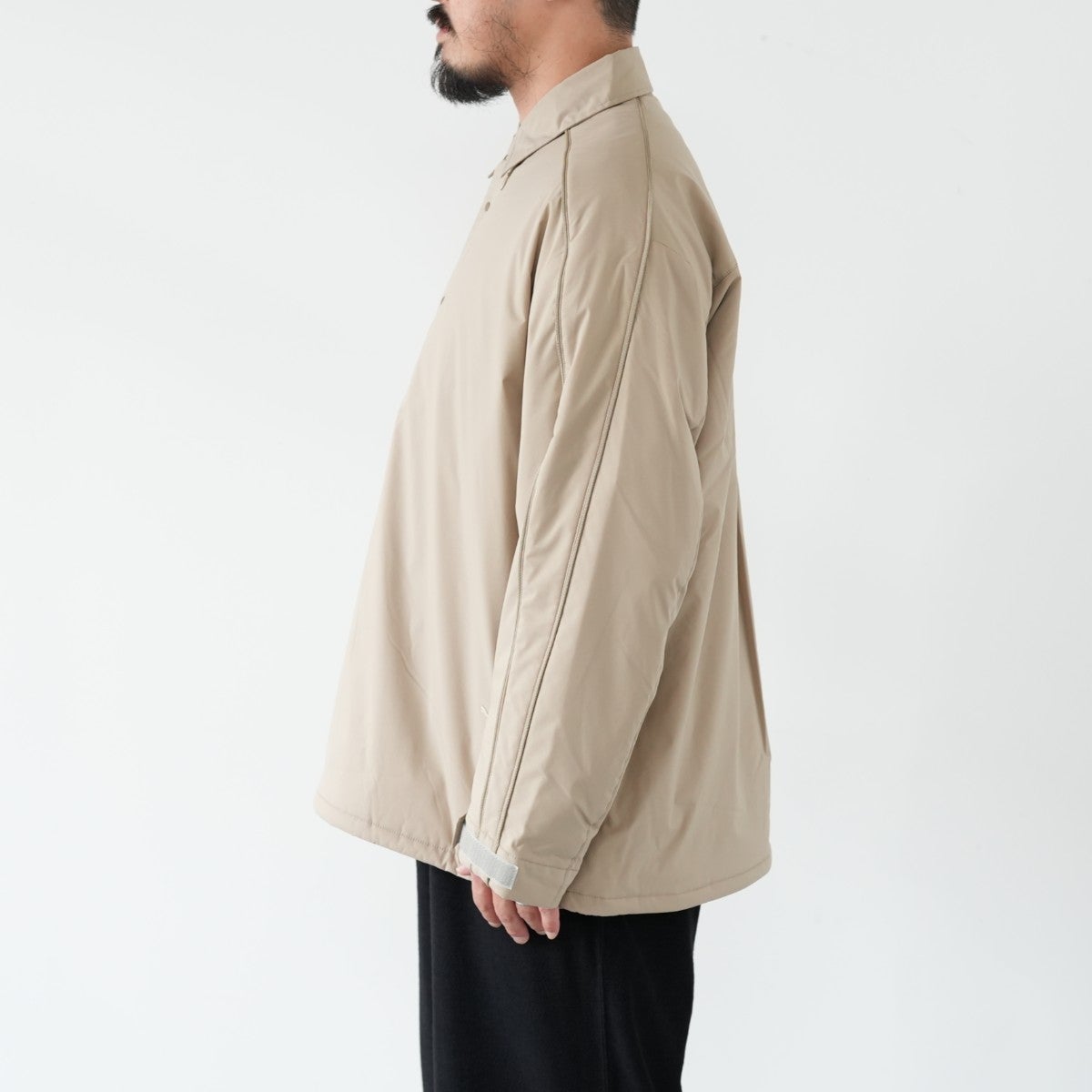 MATT TAFFETA THIN PADDED PO マット タフタ ライト パデッド プルオーバー