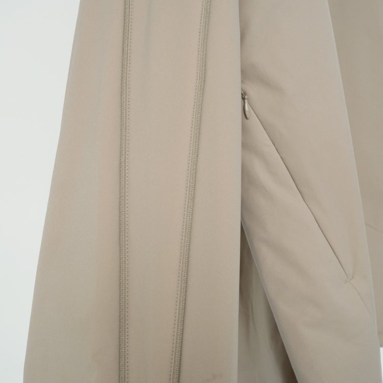 MATT TAFFETA THIN PADDED PO マット タフタ ライト パデッド プルオーバー