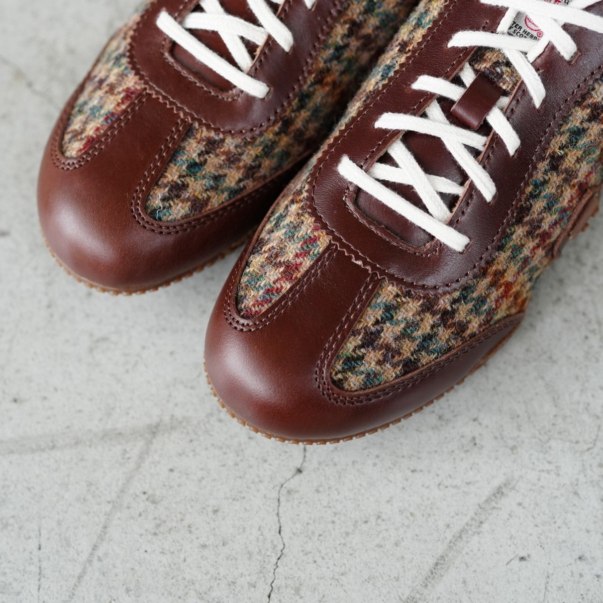 RELAY LACE X HARRIS TWEED リレー レース × ハリス ツイードメンズ