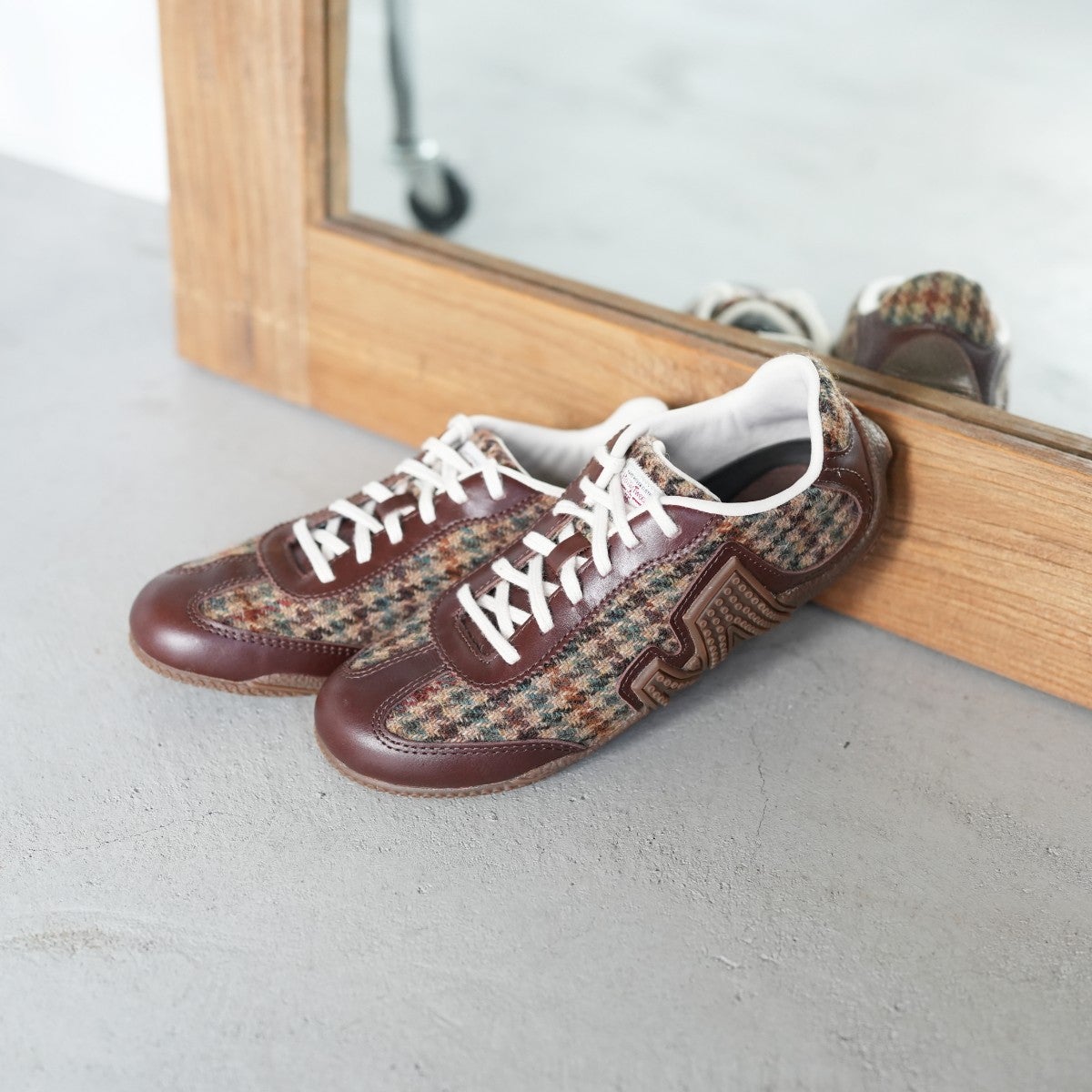 RELAY LACE X HARRIS TWEED リレー レース × ハリス ツイード ウィメンズ