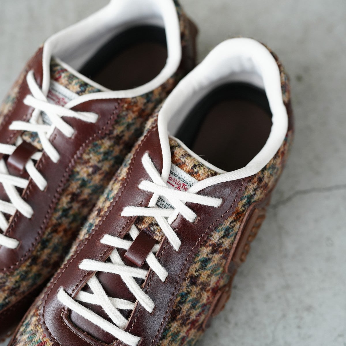 RELAY LACE X HARRIS TWEED リレー レース × ハリス ツイード ウィメンズ