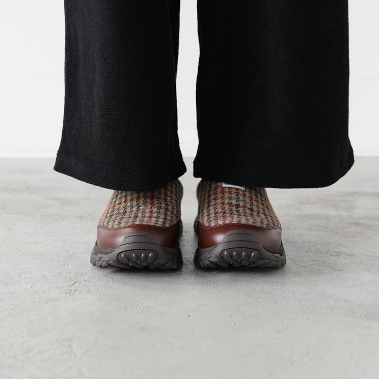 MOAB 2 SLIDE X HARRIS TWEED
モアブ 2 スライド × ハリス ツイード