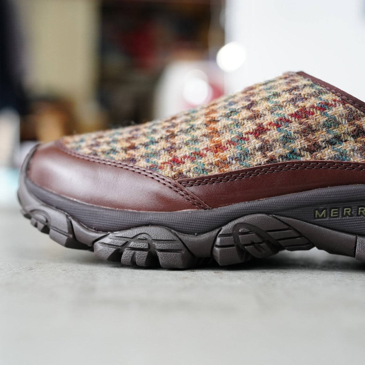 MOAB 2 SLIDE X HARRIS TWEED
モアブ 2 スライド × ハリス ツイード