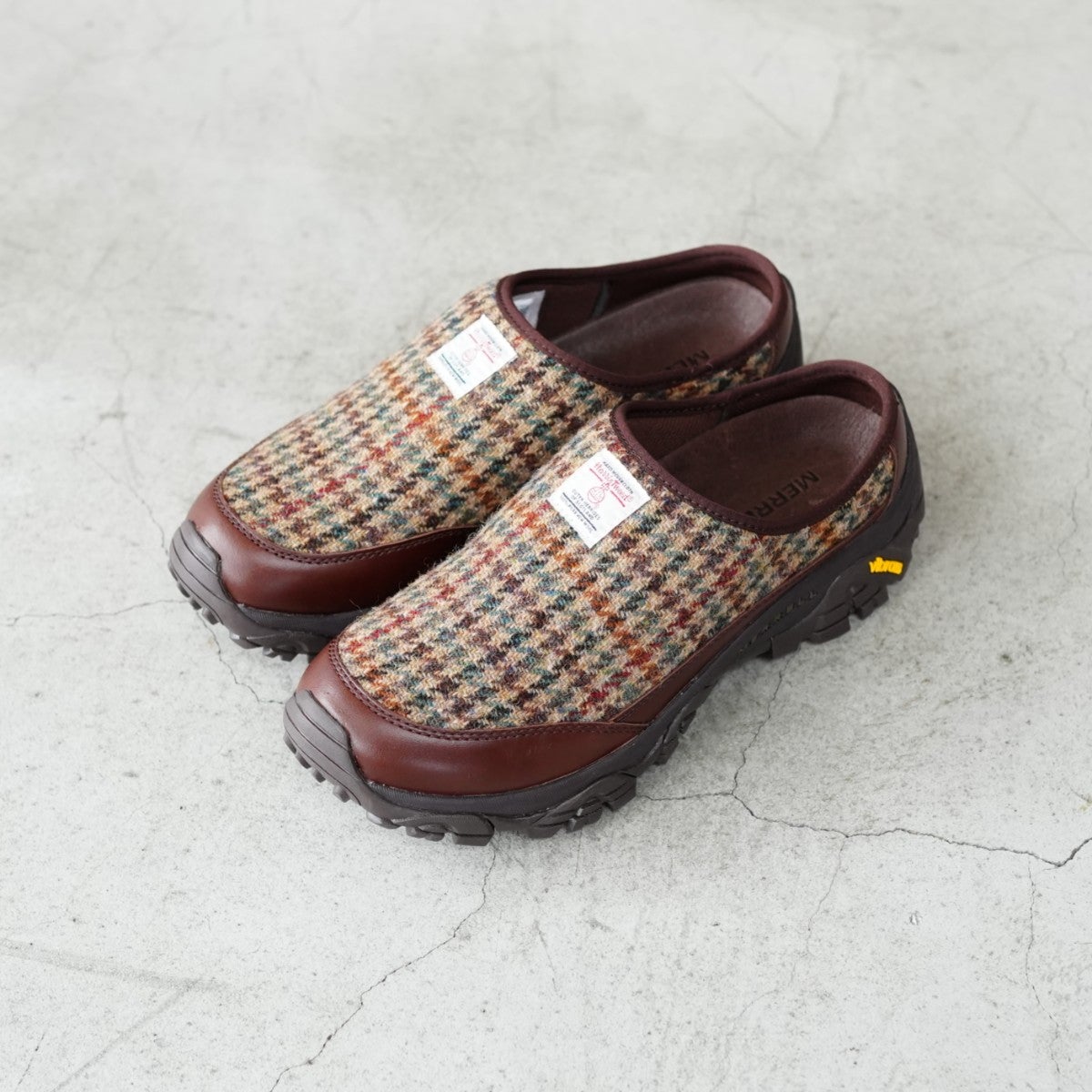 MOAB 2 SLIDE X HARRIS TWEED
モアブ 2 スライド × ハリス ツイード