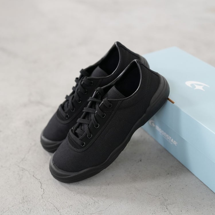 LACEUP TRAINER レースアップトレーナー