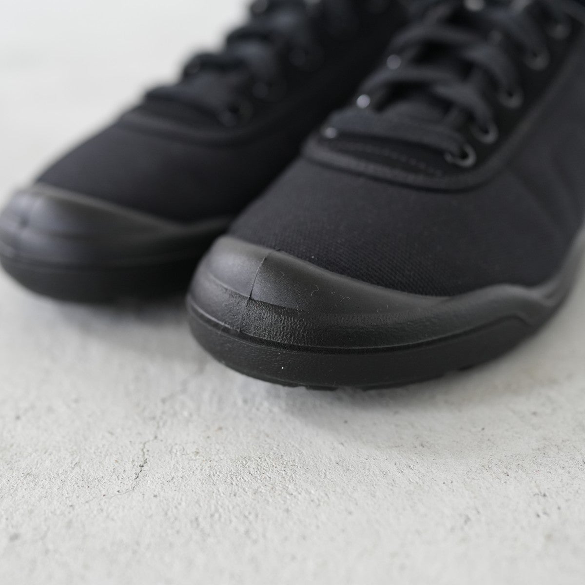 LACEUP TRAINER レースアップトレーナー