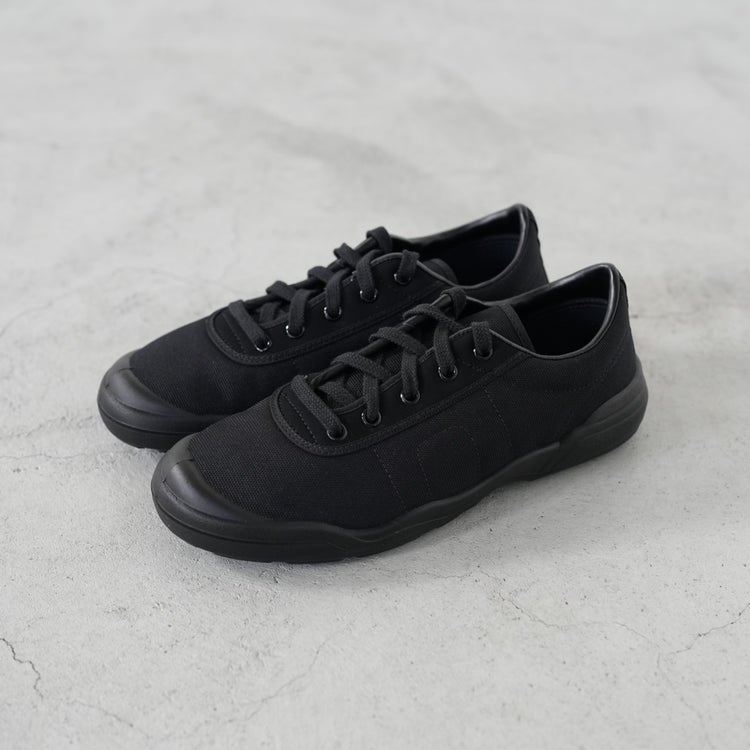 LACEUP TRAINER レースアップトレーナー